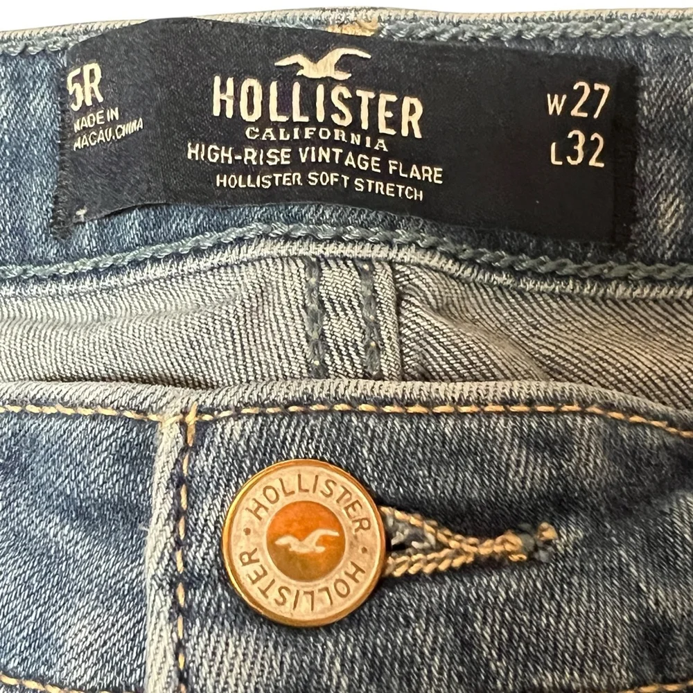 Hollister Two-Tone Blue Patchwork Flare Jeans - Picture 2 of 14